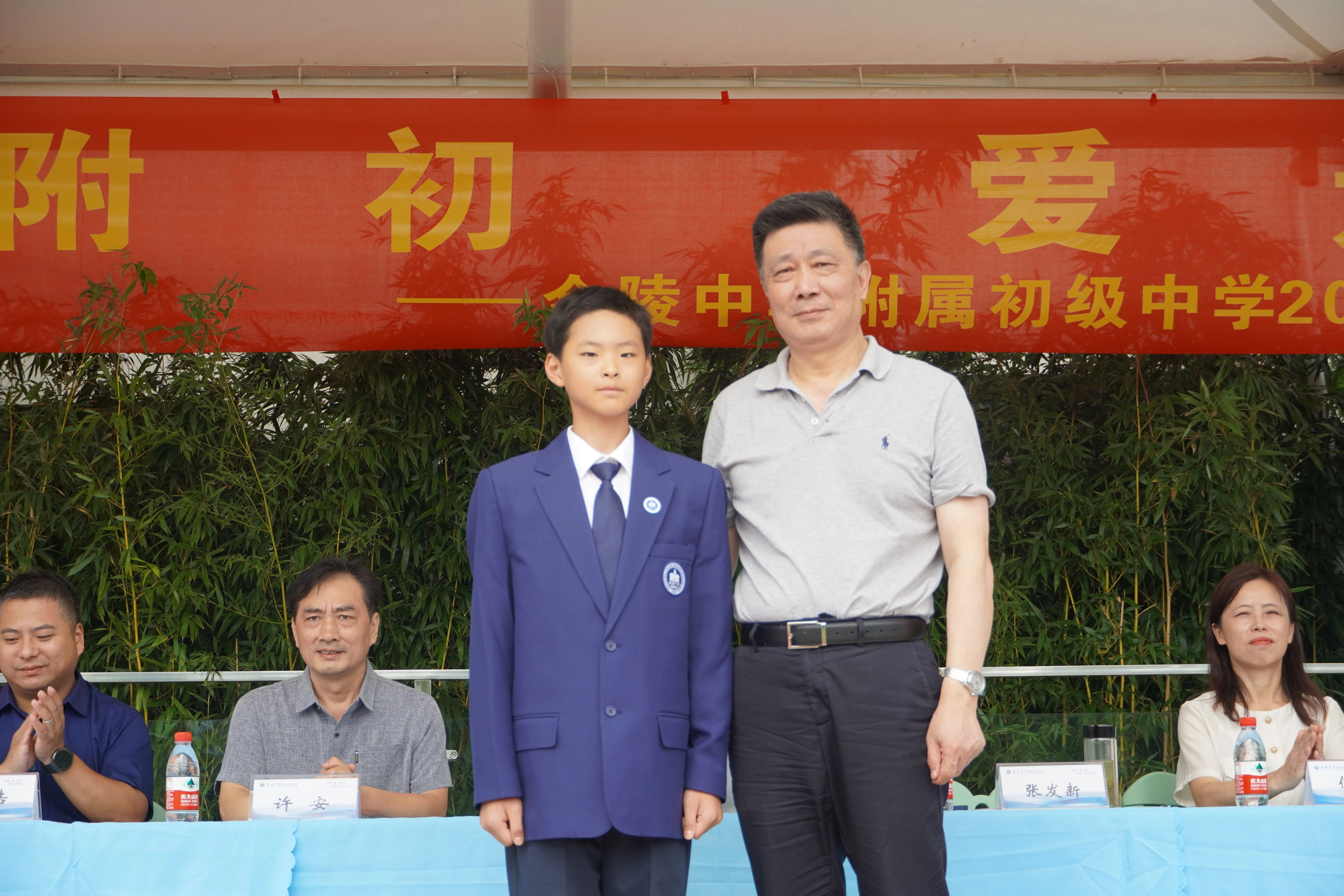 9b06ec494baabbf39fefcc0361559bef.jpg