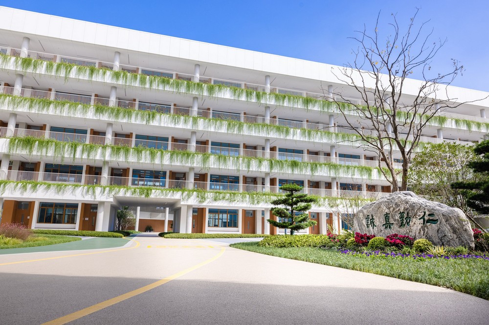 生态校园-教学楼.jpg
